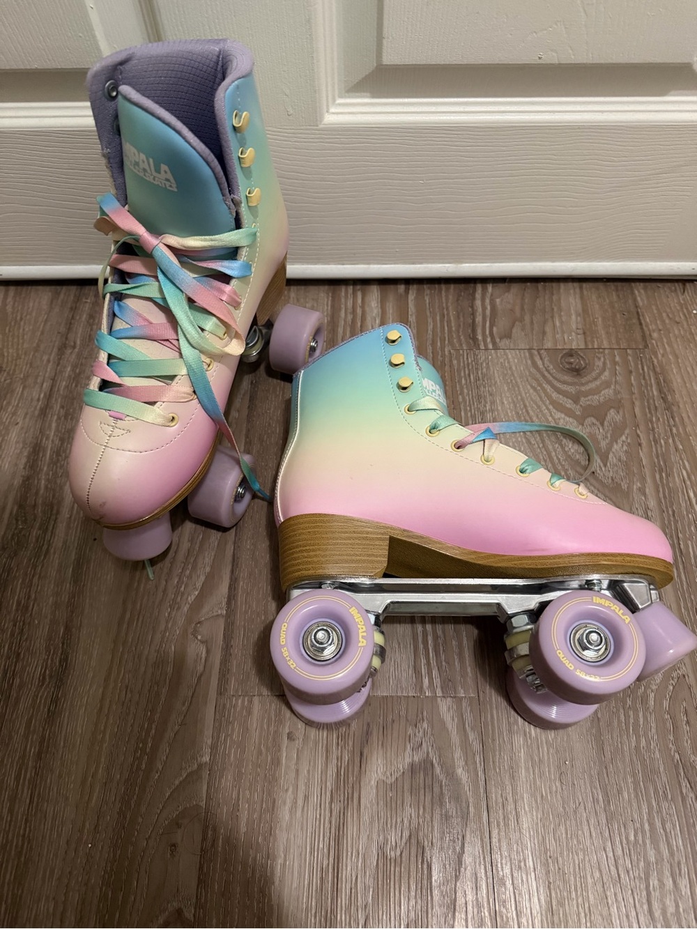 Impala Pastel Gradient Roller Skates - Pink & Mint - Picture 3 of 4